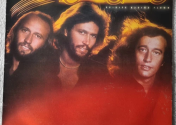 BEE GEES – SPIRITIS HAVINGS FLOWN